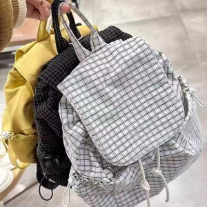 TRUST-U Lightweight and stylish nylon backpack with plaid pattern, casual and versatile, perfect for commuting or as a shoulder bag