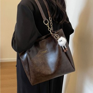 TRUST-U Large Capacity Tote Bag Autumn Winter High-End Ladies Shoulder Handbag for Commute & Retro Style