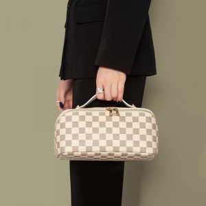 TRUST-U New Style Classic Plaid Makeup Bag, PU Multifunctional Portable Handbag, Waterproof Toiletry Bag