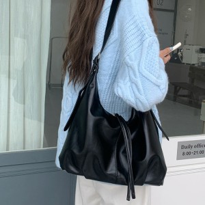 TRUST-U Retro-style underarm bag, new autumn/winter style, relaxed and fashionable Korean tote bag, large capacity crossbody bag