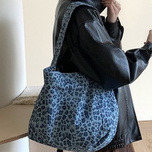 TRUST-U Leopard Print Blue Canvas Bag, Korean Style, Trendy, Versatile, Shoulder Bag, Underarm Bag, Large Capacity, Commuter Tote Bag