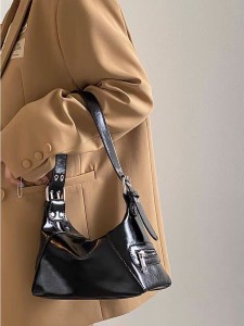 TRUST-U 2025 New Style Women’s Handbag, Spicy Motorcycle Handbag, Versatile Oil-Wax Leather Shoulder Bag