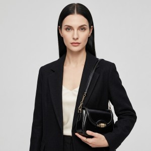 TRUST-U New textured saddle bag, French style shoulder bag, underarm bag, retro and fashionable small square bag