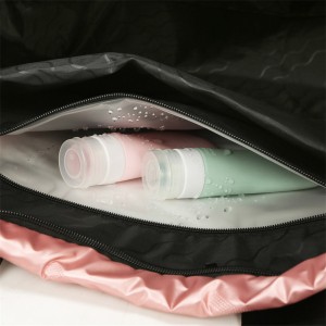 TRUST-U نئين طرز جو فٽنيس بيگ وڏي گنجائش وارو اسپليش پروف سفري بيگ جوتن جي ڪمپارٽمينٽ سان گڏ ملٽي فنڪشنل سامان وارو بيگ پورٽيبل يوگا بيگ