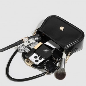 TRUST-U New textured saddle bag, French style shoulder bag, underarm bag, retro and fashionable small square bag