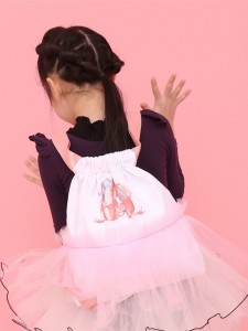 TRUST-U Ny barndansväska gasväv kjol ryggsäck tryckt logotyp balettväska