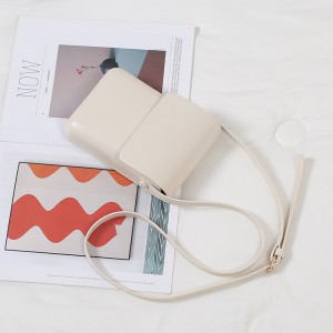 TRUST-U Uusi pystysuora kohokuvioitu laukku, ensiluokkaisen näköinen ja kätevä läppäinen olkalaukku