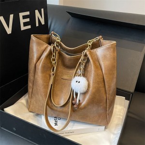 TRUST-U Large Capacity Tote Bag Autumn Winter High-End Ladies Shoulder Handbag for Commute & Retro Style