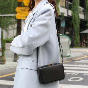 TRUST-U କୋରିଆନ୍ ଷ୍ଟାଇଲ୍ ମିନି କ୍ରସବଡି ବ୍ୟାଗ୍ ଡବଲ୍ ଜିପର୍ ସହିତ - ମହିଳାଙ୍କ ପାଇଁ ଟ୍ରେଣ୍ଡି ଛୋଟ ବର୍ଗାକାର କାନ୍ଧ ହ୍ୟାଣ୍ଡବ୍ୟାଗ୍