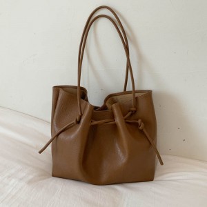 TRUST-U Korean Style Large Capacity Commuter Autumn and Winter Retro Lazy Style Strap Tote Bag