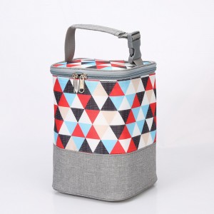 TRUST-U កាបូបដាក់ដបទារកក្នុងទូរទឹកកកដែលអាចចល័តបាន TRUST-U New Oxford cloth ថង់ដបទារក អាលុយមីញ៉ូម foil អ៊ីសូឡង់កម្ដៅត្រជាក់ចេញពីធ្នើរ Mommy bento bag ថង់ទឹកកក