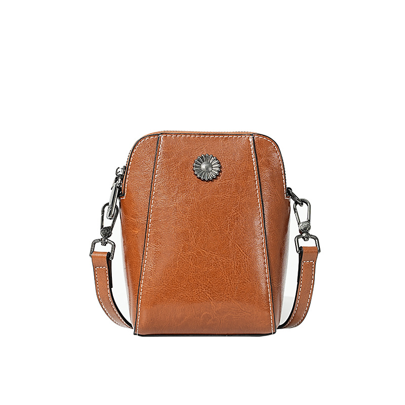 TRUST-U Soft leather women’s bag crossbody bag women 2026 new underarm bag niche high-grade sense large capacity commuter bag
