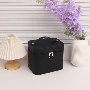 TRUST-U ប្រអប់ផ្ទុកគ្រឿងសំអាងចល័តដែលមានសមត្ថភាពធំ ប្រអប់គ្រឿងសំអាងពហុមុខងារ ជាមួយនឹងប្រអប់ខាងក្នុងលក់ដុំ LED មិនជ្រាបទឹក