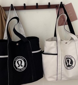 ଟ୍ରଷ୍ଟ-ୟୁ ଷ୍ଟାଇଲିସ୍ ଅକ୍ଷର ସହିତ ନୂତନ ବଡ଼-କ୍ଷମତା ବିଶିଷ୍ଟ କ୍ରସ୍-ବର୍ଡର କାନଭାସ୍ ଟୋଟ୍ ବ୍ୟାଗ୍, ବାହ୍ୟ କ୍ରୀଡ଼ା, ଯୋଗ, ବେଳାଭୂମି ପାଇଁ ଏକକ-କାନ୍ଧ ବ୍ୟାଗ୍।