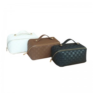 TRUST-U نیا PU بڑی صلاحیت والا مونوگرام واٹر پروف ٹوائلٹری بیگ/میک اپ بیگ