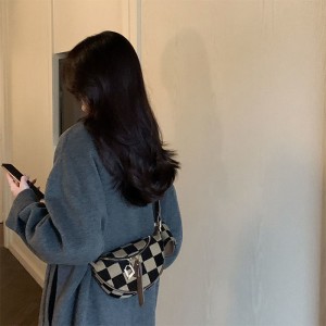 TRUST-U ਨਵਾਂ ਸਟਾਈਲਿਸ਼ ਅਤੇ ਬਹੁਪੱਖੀ ਛਾਤੀ ਵਾਲਾ ਬੈਗ, ਫੈਸ਼ਨੇਬਲ ਚੈਕਰਡ ਰੈਟਰੋ ਸੈਡਲ ਡੰਪਲਿੰਗ ਬੈਗ, ਕਮਰ ਵਾਲਾ ਬੈਗ, ਟ੍ਰੈਂਡੀ ਕਰਾਸਬਾਡੀ ਬੈਗ