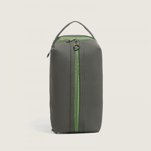 TRUST-U نیا واٹر پروف چھوٹا مربع بیگ، خشک اور گیلے علیحدگی کا سٹوریج بیگ، ورسٹائل اور جدید ملٹی فنکشنل ہلکا پھلکا پیویسی ٹوائلٹری اور کاسمیٹک بیگ