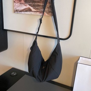 TRUST-U Large capacity dumpling bag crossbody bag, cool girl versatile casual shoulder bag canvas bag wholesale