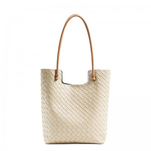 TRUST-U Мека кожна женска чанта за преку глава, женска чанта за под пазуви, нова ниша, висококвалитетна Sense чанта за патување со голем капацитет за 2024 година