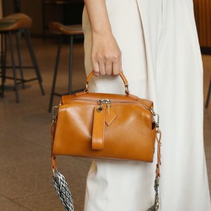 TRUST-U Soft akpụkpọ anụ ụmụ nwanyị akpa crossbody ụmụ nwanyị 2024 ọhụrụ underarm akpa niche elu-ọkwa uche nnukwu ikike commuter akpa