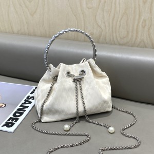 TRUST-U Chanel-inspired chain bag, niche textured suede chain crossbody bag/bucket bag