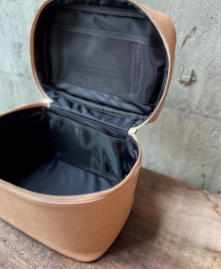 TRUST-U Japan and South Korea style makeup bag for women 2025 new portable large capacity cosmetics storage bag box with a premium feel travel toiletries bag