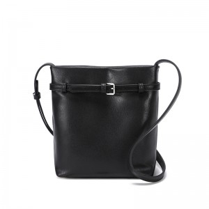 TRUST-U Халтаи чармии занонаи мулоим халтаи кроссбодии занон 2024 халтаи нави зери бағал чароғаки дорои ҳисси баланди иқтидори калон сумкаи мусофирбар