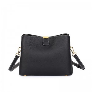 TRUST-U Mjuk läderväska axelväska kvinnor 2024 ny armhålsväska nisch högkvalitativ känsla stor kapacitet pendlarväska